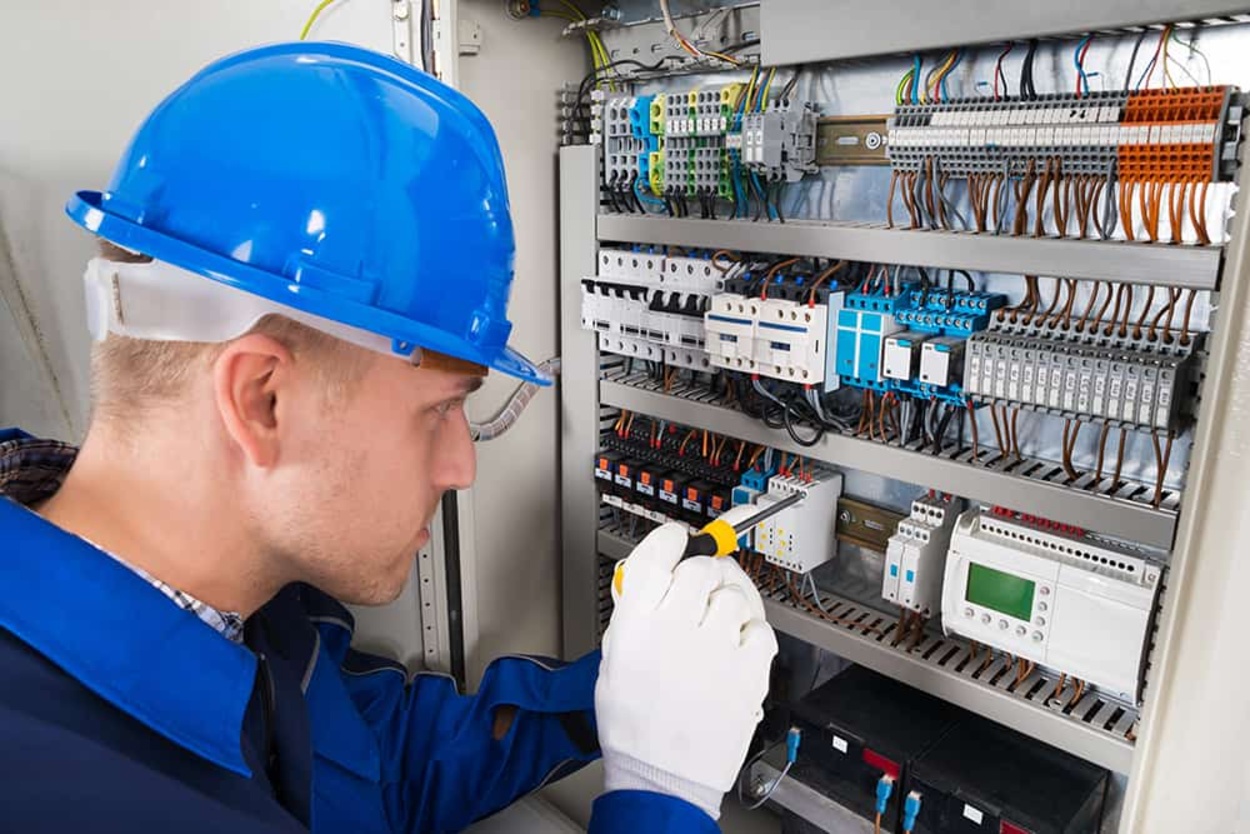 Obermonteur (m/w/d) bei Elektro-Behringer GmbH & Co. KG in Hasloch