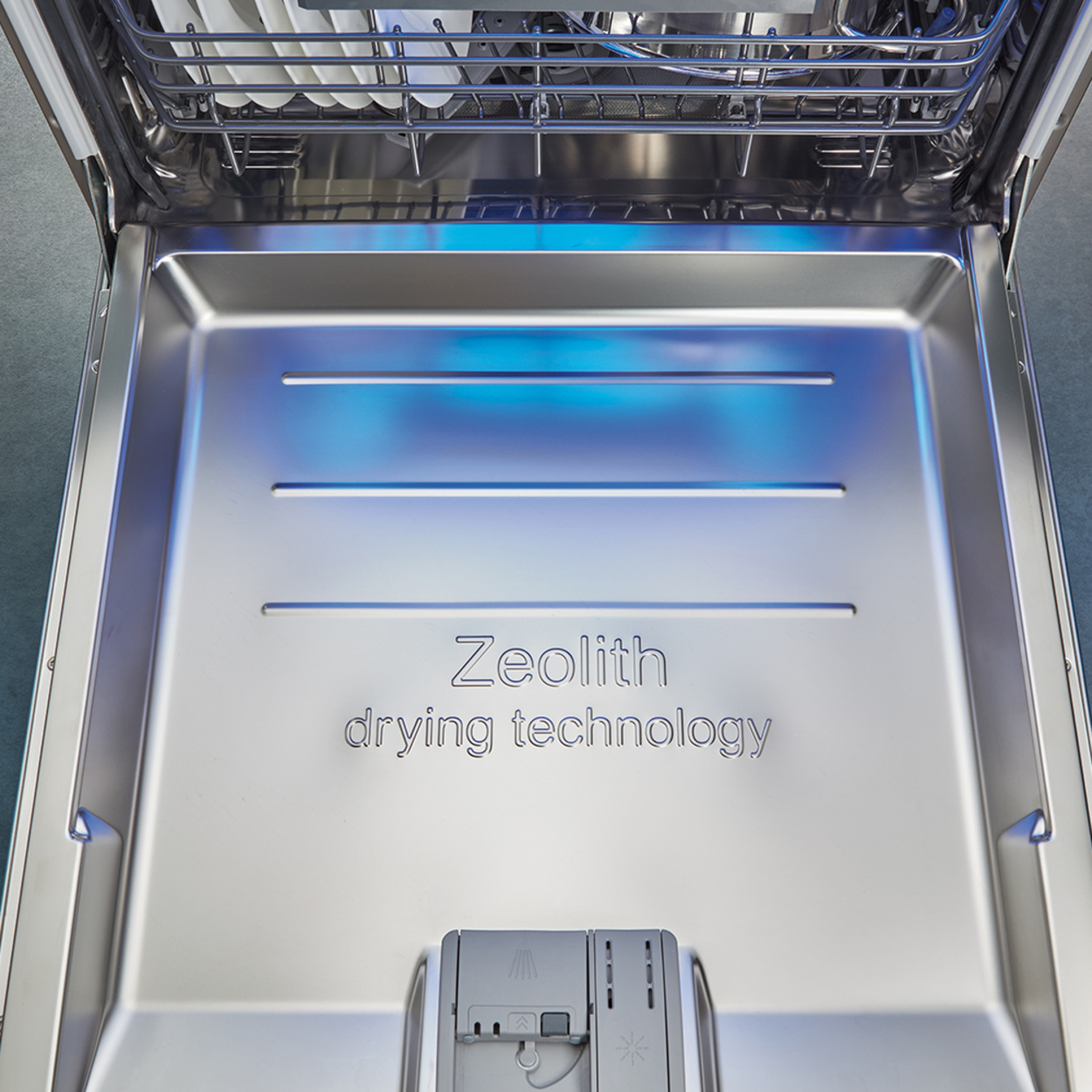 Zeolith Trocknen – Für glänzende Spülergebnisse bei Elektro-Behringer GmbH & Co. KG in Hasloch