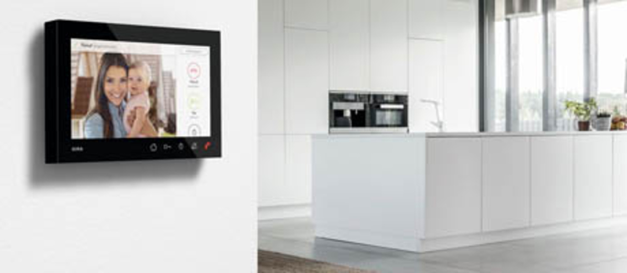 Gira Wohnungsstation bei Elektro-Behringer GmbH & Co. KG in Hasloch