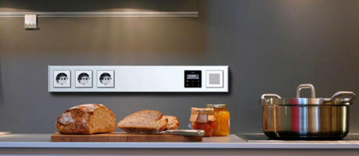 Gira Profil 55 bei Elektro-Behringer GmbH & Co. KG in Hasloch