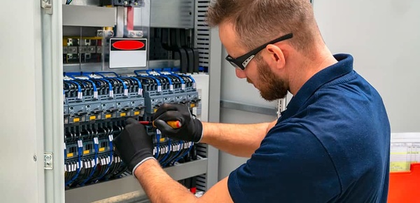 Geselle(m/w/d) bei Elektro-Behringer GmbH & Co. KG in Hasloch