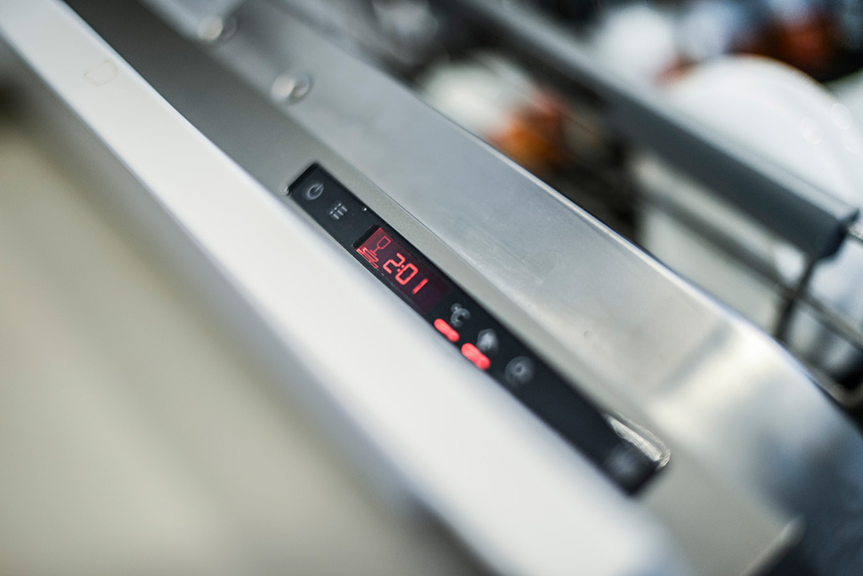 Hausgeräte bei Elektro-Behringer GmbH & Co. KG in Hasloch
